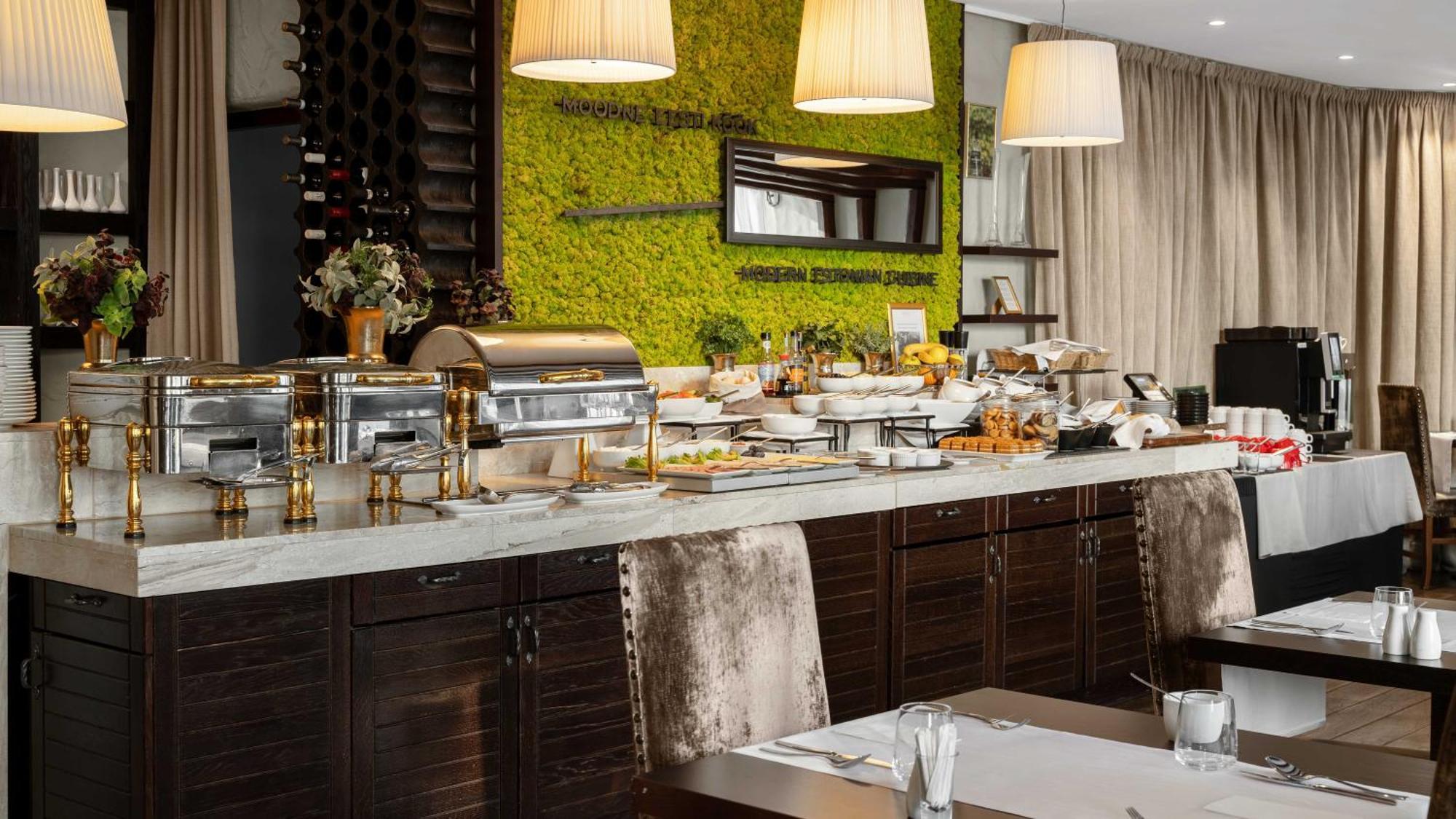 Rixwell Collection Savoy Boutique Hotel Tallinn Bagian luar foto