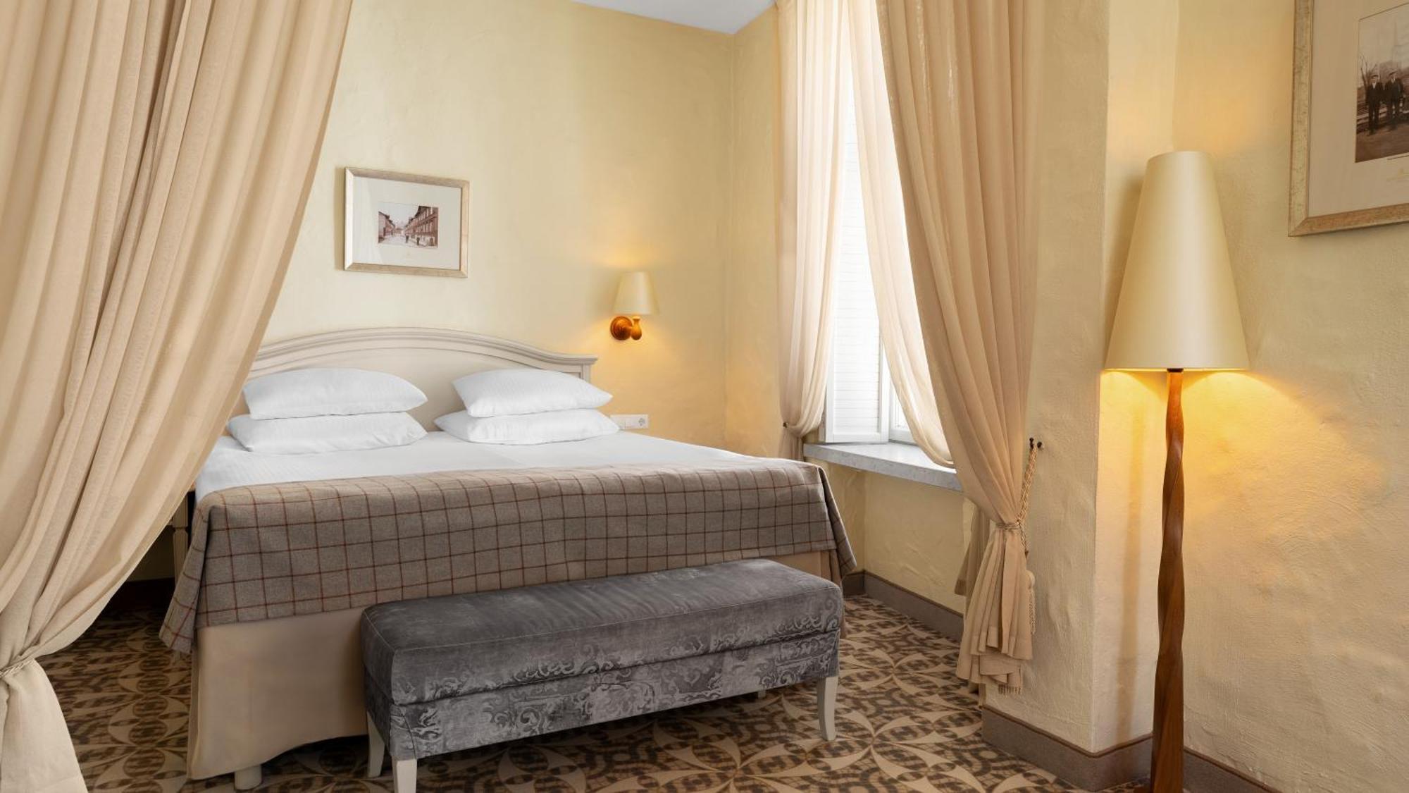 Rixwell Collection Savoy Boutique Hotel Tallinn Bagian luar foto