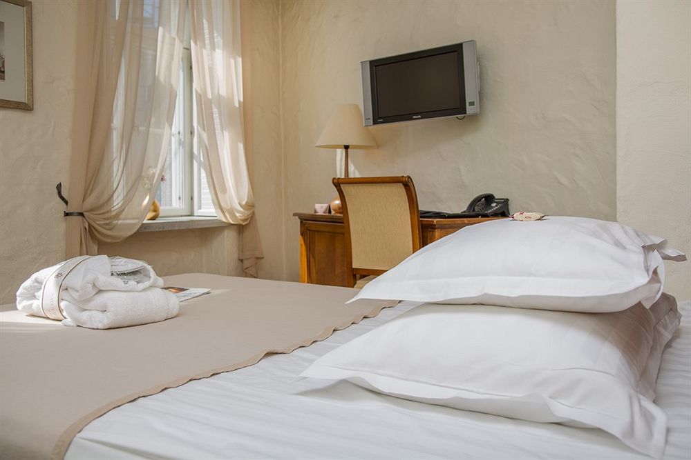 Rixwell Collection Savoy Boutique Hotel Tallinn Bagian luar foto